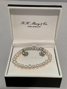 R.H Macy & Co. Fine Jewelry Pearl & Flower Set- Earrings and Bracelet NWT - Picture 1 of 7