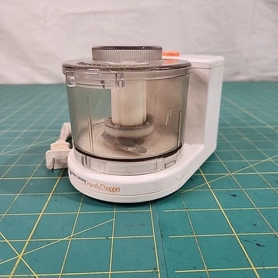 Black & Decker Handy Chopper HC2000 Mincer Dicer Food Processor Tested Works - Image 1 of 4