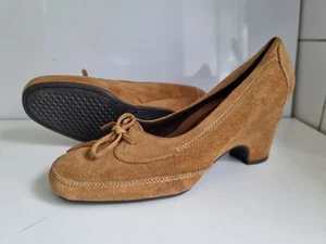 AEROSOLES DESIGNER UK 6.5 EU 40 WOMENS TAN BROWN SUEDE COURT LOW HEELS SHOES - Picture 1 of 14