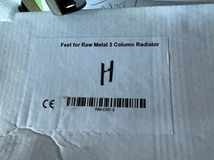 piedini per metallo grezzo 3 colonne radiatore supporto piedi - Foto 1 di 2