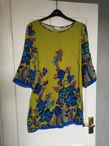Wallis Petite Size 12 Green Quirky Print Floaty Shift Shirt Dress Flared Sleeve - Picture 1 of 7