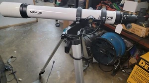 Meade DS-80 Digital Electronic Telescope - Picture 1 of 4
