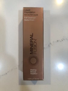 Mineral Fusion Fill Coverage Matte Finish Liquid Foundation Warm 1 1.0 Fl. Oz. - Picture 1 of 3