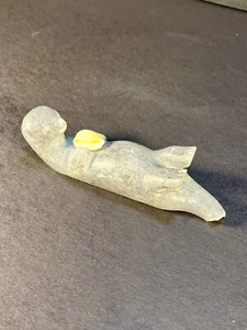 Vintage Soapstone Otter Carving Alaska Hand Carved by Nona Piscoya (1940-2001) - Picture 1 of 7