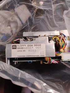 toshiba floppy disc drive MKM0202A - Photo 1/9