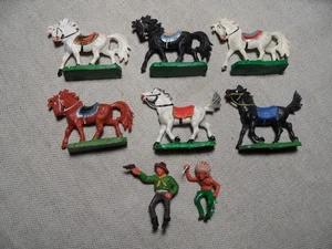 Colección - 6 CABALLOS 2 JINETES - Figuras RDA - Vaqueros Caballeros Indios - Imagen 1 de 2