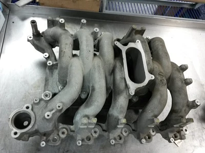 Intake Manifold For 09-12 Ford E-350 SUPER DUTY  6.8 DC2E9425CA - Image 1 of 4