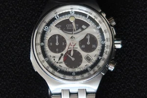 CITIZEN 2100 ECO-DRIVE CHRONOGRAPH WATCH PANDA BRUSHED CHROME STAINLESS S/STRAP - Picture 1 of 10