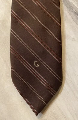 Corbata de cuello Christian Dior para hombre a rayas con logotipo marrón Foto 1 de 3