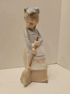 Zaphir Spain Porcelain 9" Figurine Girl in Flower Apron Sweeping Broom - Picture 1 of 7