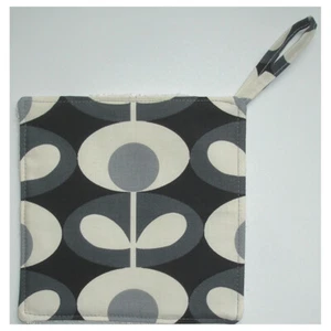 Orla Kiely Chefs Pot Grab Mat Cook Pan Holder Surface Saver Pad Oval Flower Grey - Picture 1 of 8