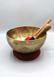 Seven Chakra Carved Meditation Tibetan Singing Bowl - Picture 1 of 9