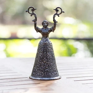 Statuina coppa brindisi matrimonio donna argento - Foto 1 di 7