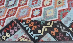 Alfombra Kilim área afgana tejido plano negra 7x10 alfombra de lana nómada tribal geométrica roja - Imagen 1 de 12