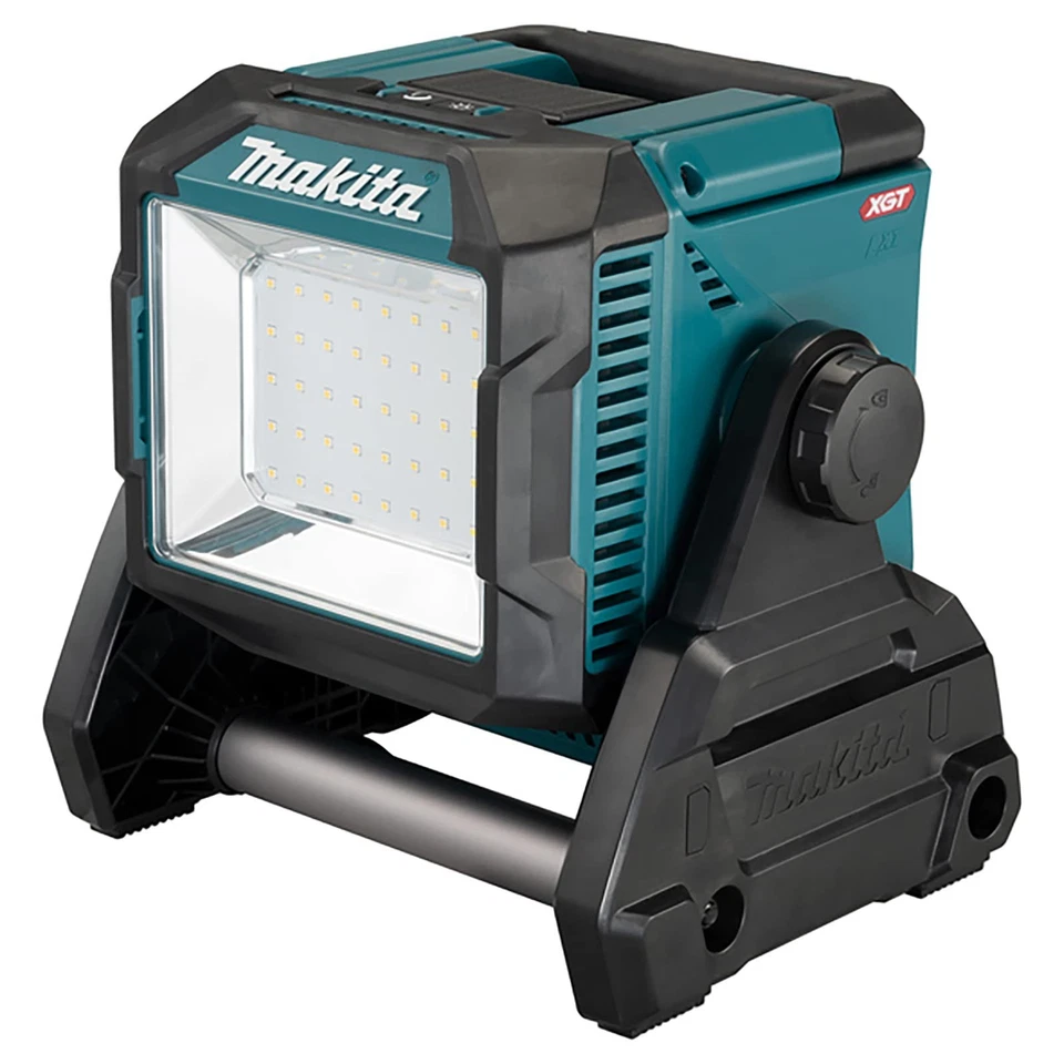 Makita ML005G 40V Max XGT / 18V LXT Cordless Worklight 240V Body Only - Image 1 of 4