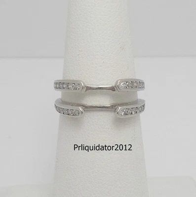 Anillo de oro blanco de 14 K con inserción envolvente potenciador solitario diamante natural de 1/3 quilates Foto 1 de 4