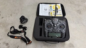 FrSky Taranis X9D Plus 2.4GHz SE ACCESS Transmitter (Carbon Fiber) - Picture 1 of 5