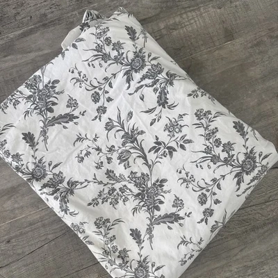 IKEA black/ Gray -and-white toile duvet cover Twin size - Image 1 of 3
