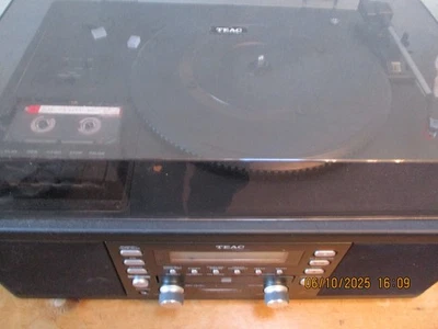 Teac Record Player, CD, Radio, Tape With USB - Image 1 of 4