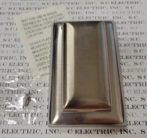 Pass & Seymour WP8 Stainless Steel Cover 1 Gang Vertical Duplex - Picture 1 of 7