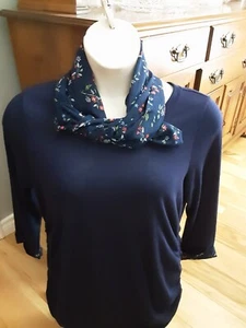 ELLE Women's Navy Blue w/Floral Trim & Ruched Sides Plus Floral Neck Scarf Large - Foto 1 di 7
