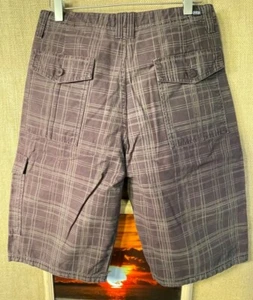 VANS men’s brown plaid multicolor flat front shorts size 30 pockets - Picture 1 of 10