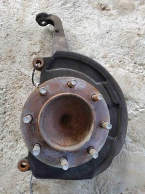 Nissan NV 1500 2012-2020 pasajero delantero derecho husillo/nudillo OEM Foto 1 de 2