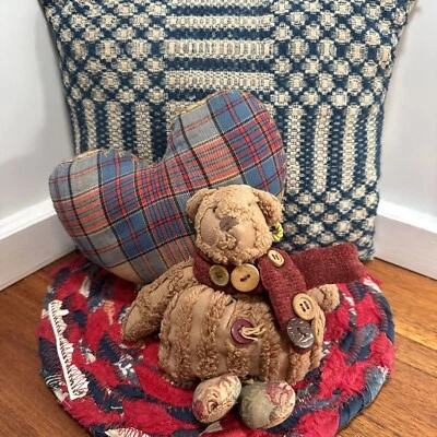 Primitivo Antiguo Tostado Azul Marino Algodón Tejido Almohada y Corazón a Cuadros, LOTE de Peluche De Colección Foto 1 de 4