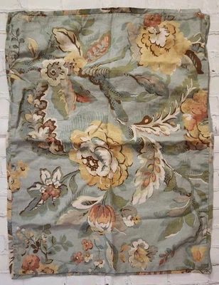 Funda de almohada Pottery Barn Vanessa floral estándar mezcla de lino azul Foto 1 de 4