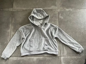 Grauer Pullover Sweatshirt Kapuze Crop Größe 140 s.Oliver Mädchen - Bild 1 von 2