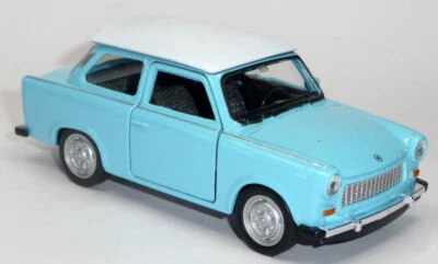Trabant 601 hellblau mit weißem Dach Trabi Modellauto ca. 11 cm Neuware v. WELLY - Bild 1 von 4
