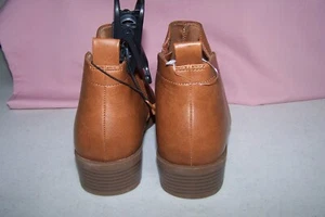 Wonder Nation Child's Shoes Child Size 3 NEW with Tags Flexible Outsole Chestnut - Picture 1 of 5