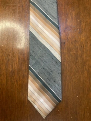 Corbata de cuello vintage MCM Damon para hombre rayas marrones y grises Foto 1 de 4