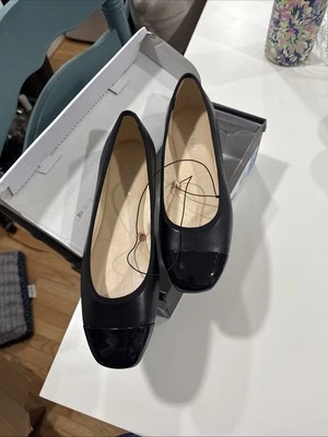 Pisos negros Nine West Teland - talla 9 (funciona estrecho) Foto 1 de 3