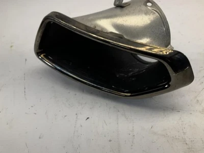 Tubo de escape trasero izquierdo Jeep Grand Cherokee L 22-24 Q Foto 1 de 4