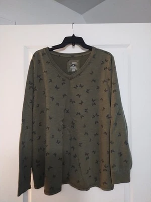 Top para mujer Sonoma 2X Plus - verde con mariposas negras  Foto 1 de 3