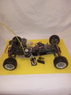 VINTAGE RARE EARLY RELEASE KYOSHO STINGER MK ll CZ 10 Motor Futaba Receiver Etc - Image 1 of 4