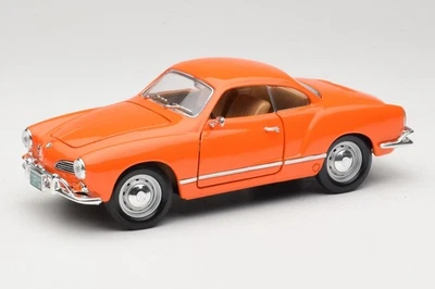 92198-R1 Volkswagen Karmann Ghia Orange Road Signature 1:18 - Immagine 1 di 4