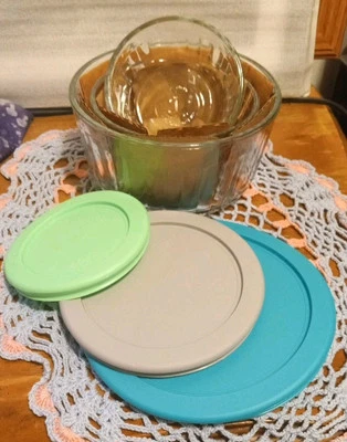 Anchor Hocking Set of 3 Small Glass Nesting/Storage Bowls w/ Sealed Lids  NEW!  - Image 1 of 4