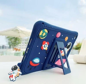 Silicone Astronaut Stand Pop Case for iPad 10.2 10.5 Pro 11 2020 9.7 2018 Air 2 - Picture 1 of 10
