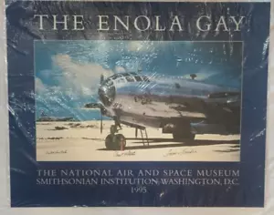 Rare ENOLA GAY National Air & Space Museum Poster SIGNED by Pilot PAUL TIBBETS - Picture 1 of 9
