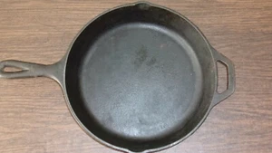 "Sartén de hierro fundido original barril de galletas antigua tienda de campo sartén de 10" - Imagen 1 de 7