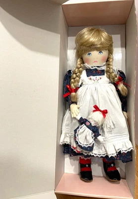 Muñecas Por Pauline Bjonness-Jacobsen 21" Tela Suave Rubio Cabello Trenzas RARO NOS Foto 1 de 4