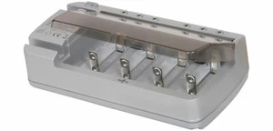 UNIVERSAL LADEGERÄT NICAD/NIMH 690.157 - Bild 1 von 1