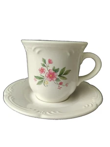 Pfaltzgraff Meadow Lane Cup & Saucer - Picture 1 of 4