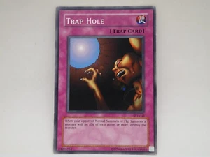 Yugioh Yu-Gi-Oh Trap Hole SYE-041 Unlimited Yugi Evolution Free Shipping! - Picture 1 of 1