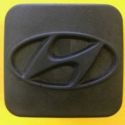 1 1/4" HYUNDAI Trailer Hitch Receiver Cover Plug - Image 1 of 4