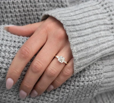 Asscher-Schliff Diamantring IGI Lab Created Frauen Hochzeit 18 Karat Gelbgold... - Bild 1 von 4