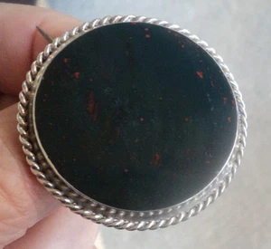 LARGE Victorian Silver & Scottish Bloodstone Agate Brooch c.1890 / 1900 - Picture 1 of 17