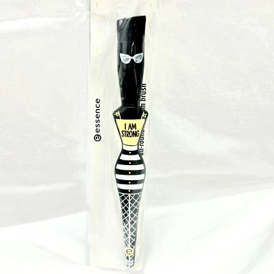 Vegan All Rounder Cream Brush Flawless  Fonds Beauty Cosmetics Makeup limited ed - Image 1 of 4